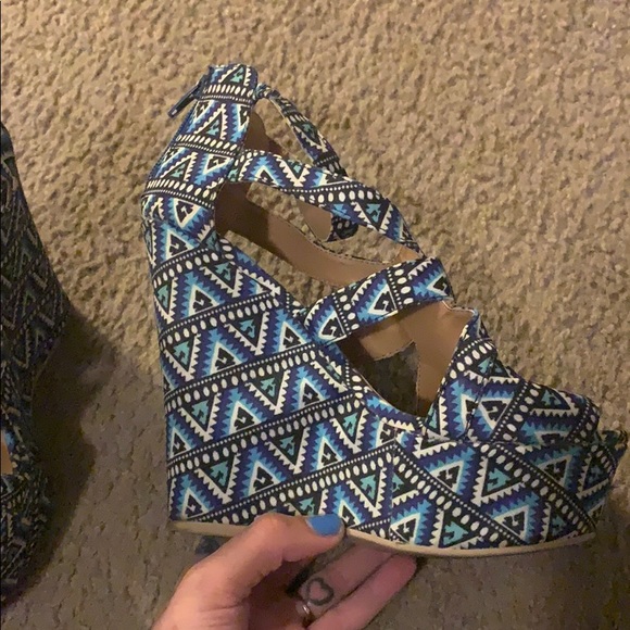 Cute pattern wedges - Picture 4 of 5